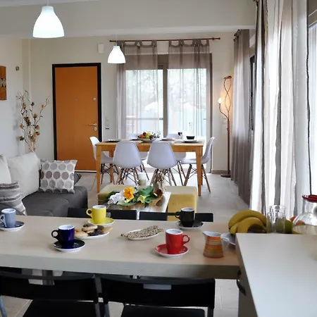 Mistral Seaview Homes Villa Planos